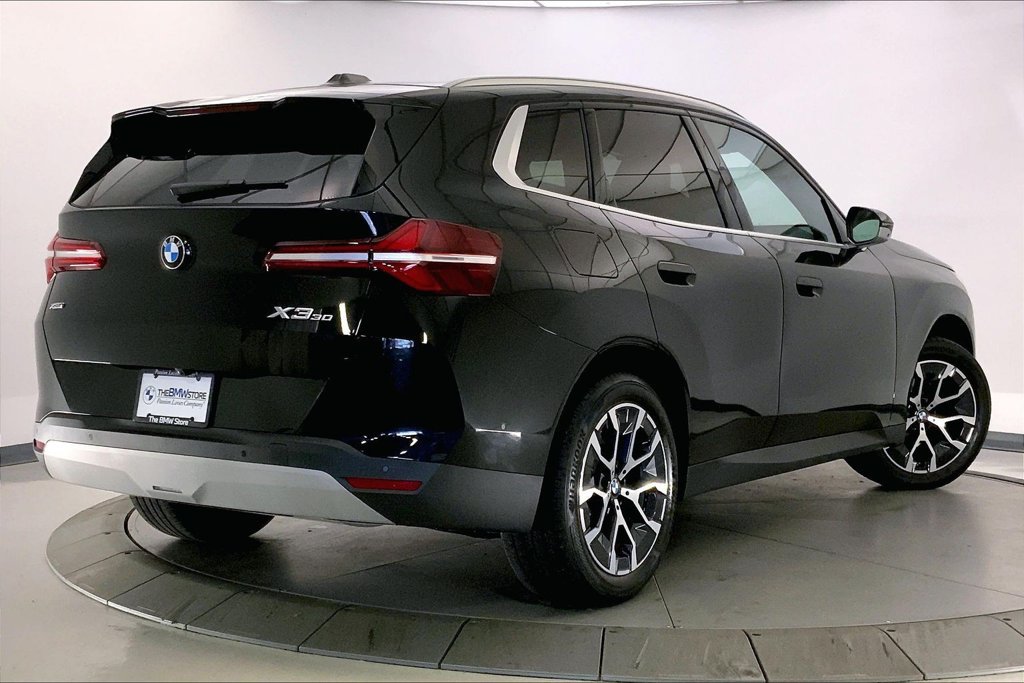 Used 2025 BMW X3 xDrive30i AWD/4WD image 12