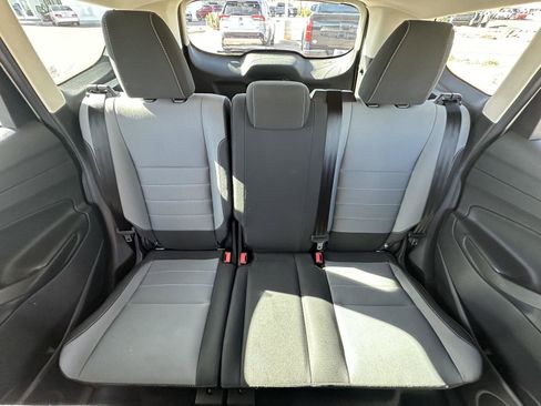 Used 2017 Ford Escape S image 22