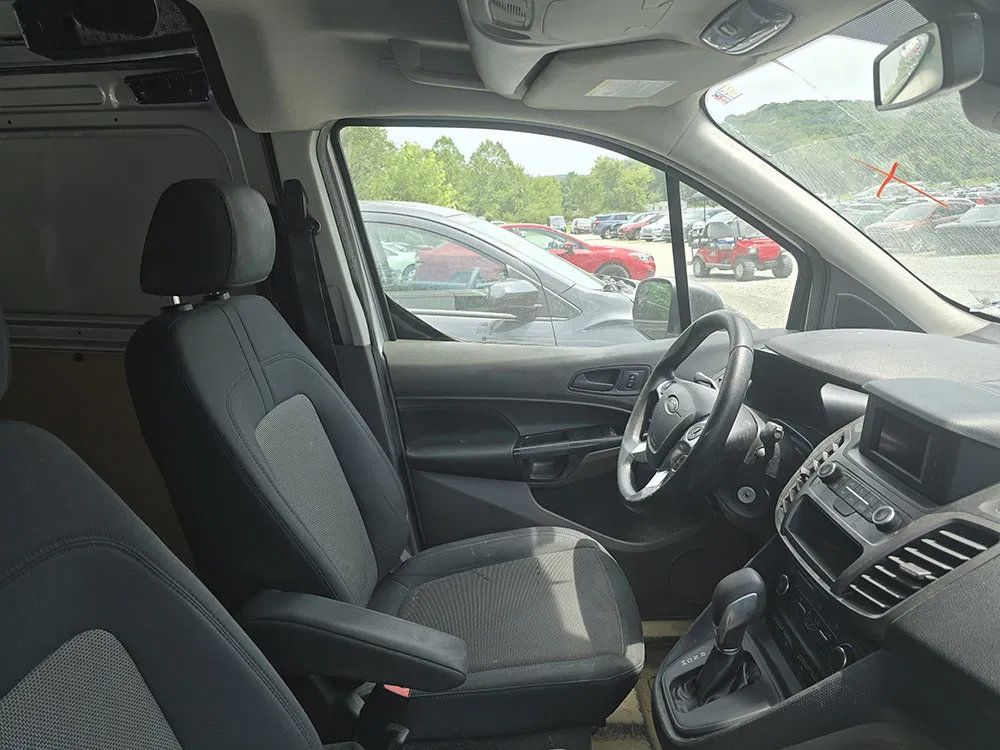 Used 2020 Ford Transit Connect XL FWD image 5