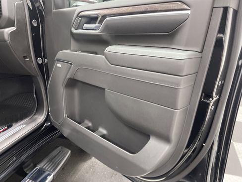 Used 2026 Chevrolet Silverado 3500 LTZ w/ LTZ Premium Package image 23