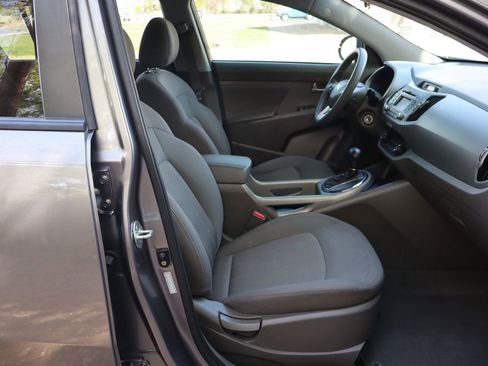 Used 2011 Kia Sportage LX w/ Convenience Pkg AWD/4WD image 22