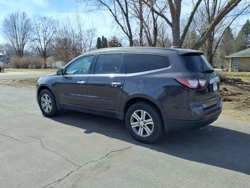 Used 2016 Chevrolet Traverse LT image 6