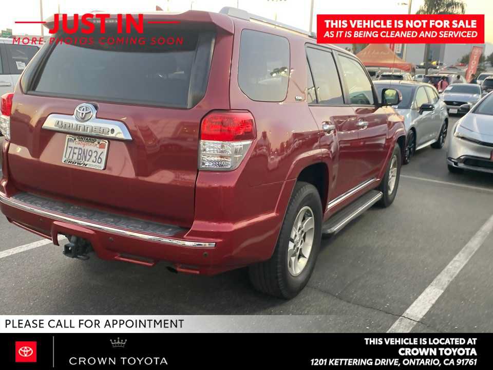 Used 2013 Toyota 4Runner SR5 w/ Convenience Pkg RWD image 2