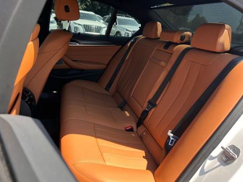 Used 2022 BMW 530i w/ M Sport Package RWD image 20