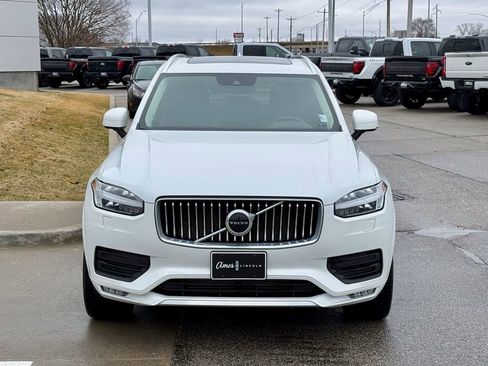 Used 2021 Volvo XC90 T5 Momentum w/ Climate Package image 8
