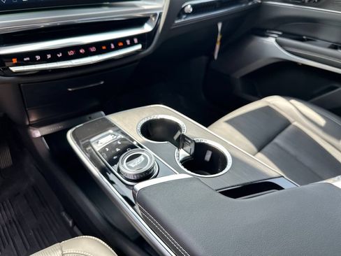 Certified 2024 Cadillac Lyriq Sport RWD image 25