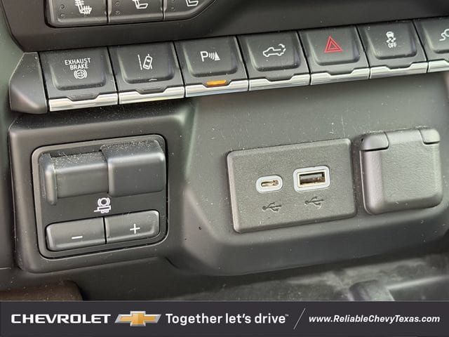 Used 2020 GMC Sierra 2500 Denali w/ Denali Ultimate Package AWD/4WD image 22