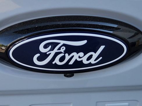 New 2025 Ford Maverick XLT w/ XLT Luxury Package image 24