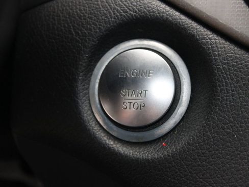 Certified 2020 Mercedes-Benz GLA 250 image 24