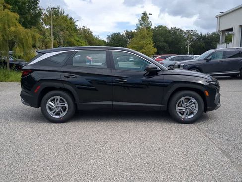 New 2026 Hyundai Tucson SE image 8