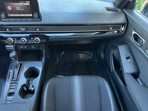 Used 2024 Honda Civic Sport image 19