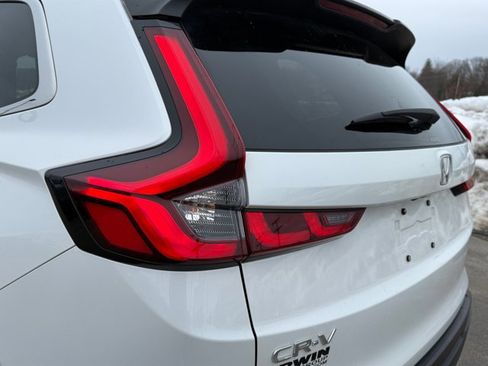 Used 2025 Honda CR-V EX-L image 19