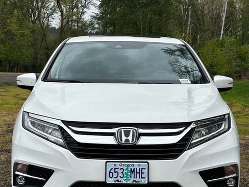 Used 2020 Honda Odyssey Elite image 4