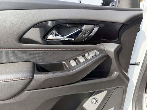 Certified 2023 Chevrolet Traverse RS image 20