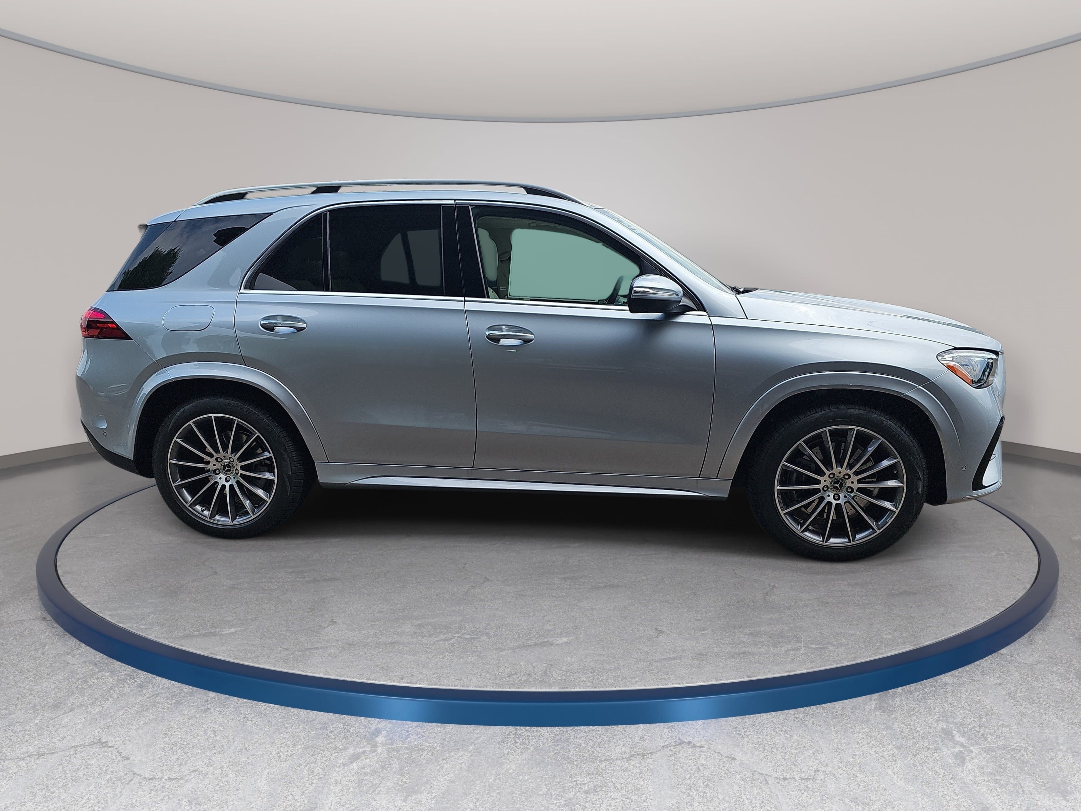New 2026 Mercedes-Benz GLE 450 4MATIC image 4