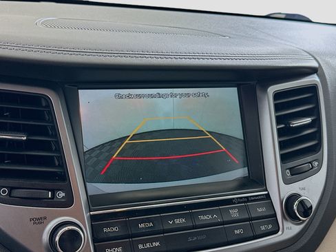 Used 2016 Hyundai Tucson Limited FWD image 23