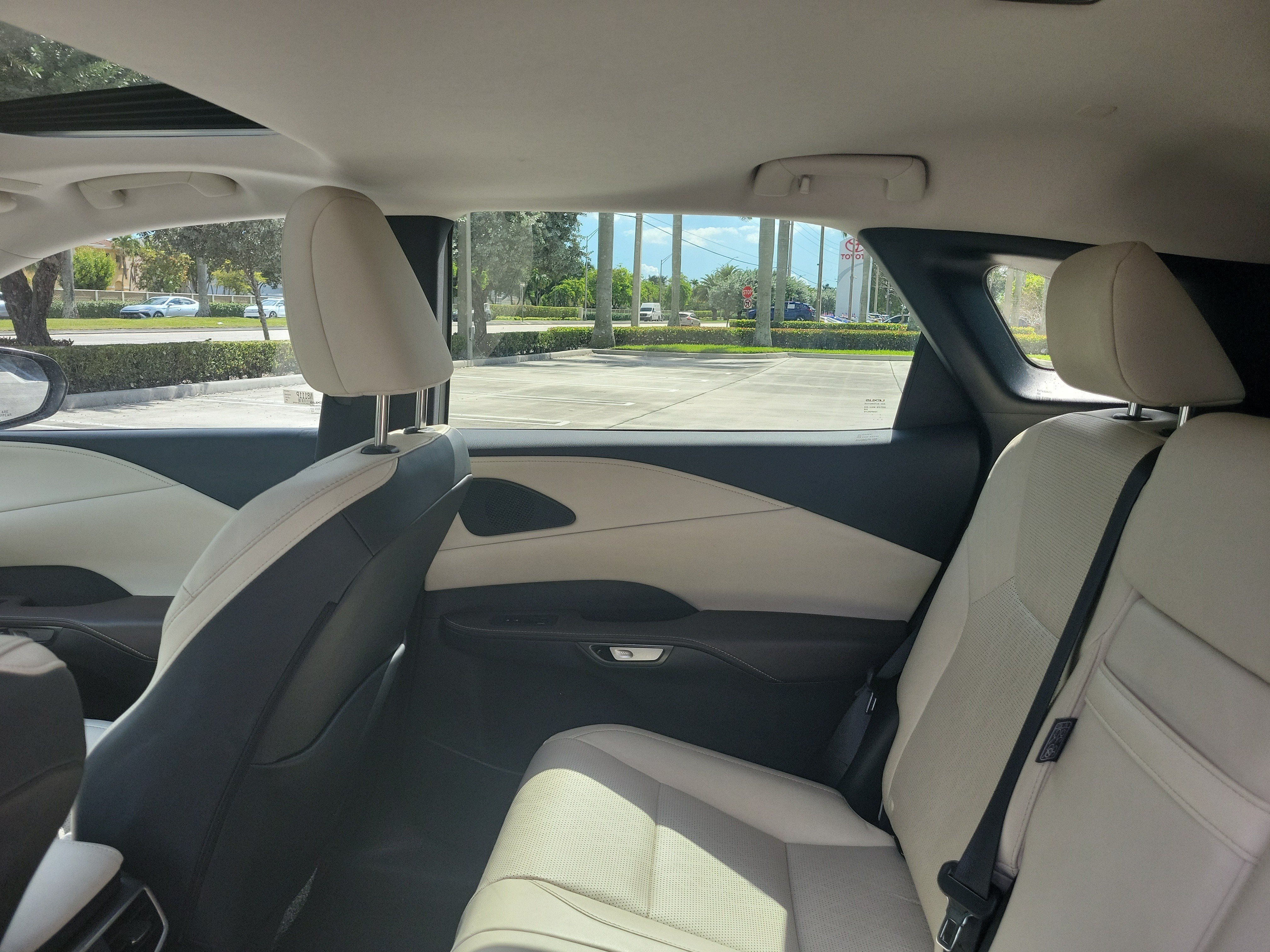 Certified 2025 Lexus RX 350 Premium Plus w/ Convenience Package AWD/4WD image 15