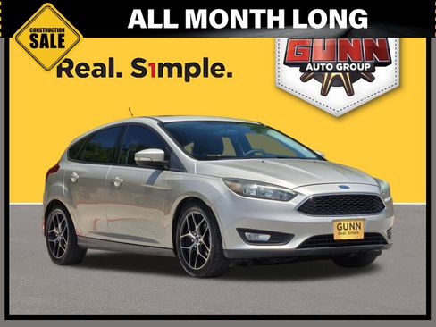 Used 2017 Ford Focus SEL FWD image 1