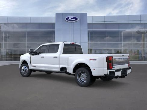 New 2026 Ford F450 Platinum w/ Platinum Plus Package image 4