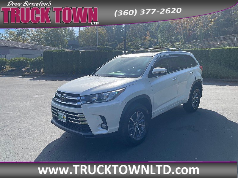 Used 2018 Toyota Highlander XLE AWD/4WD image 7