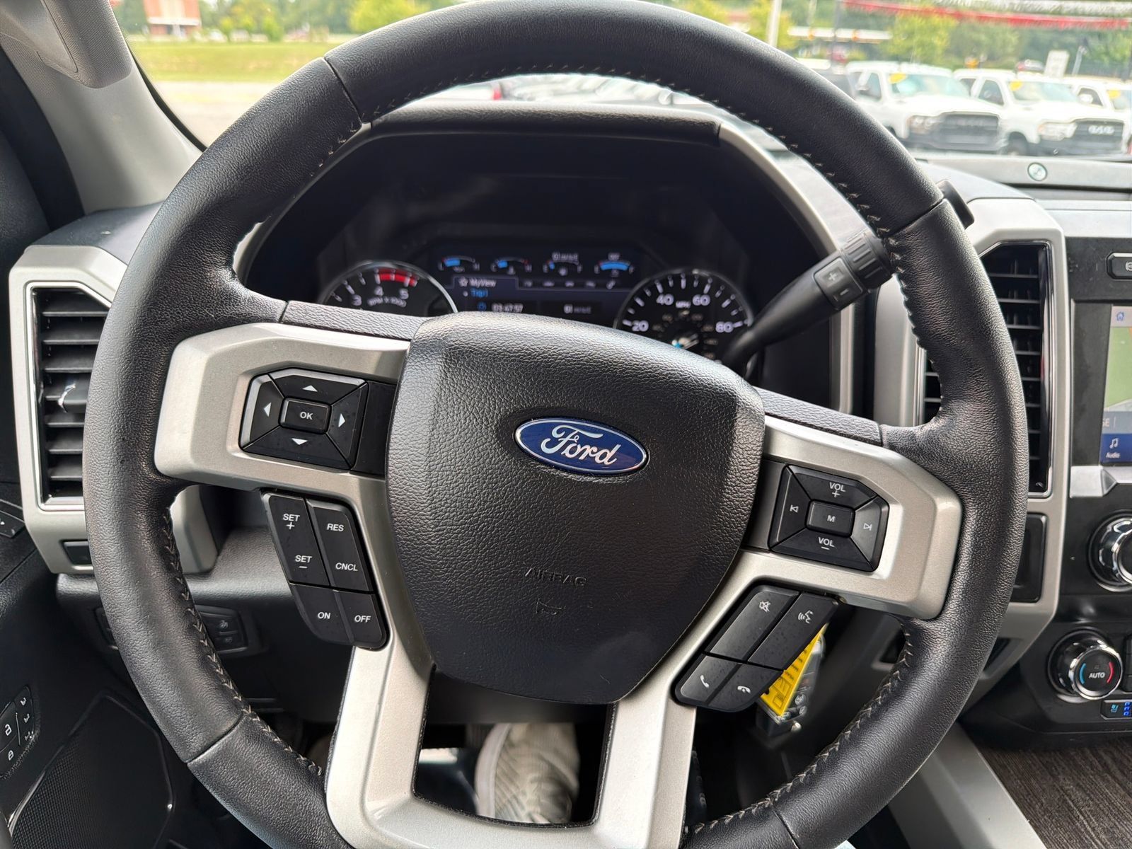 Used 2020 Ford F250 Lariat w/ Chrome Package AWD/4WD image 17