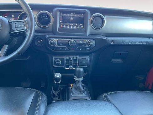 Used 2019 Jeep Wrangler Unlimited Sport S AWD/4WD image 11