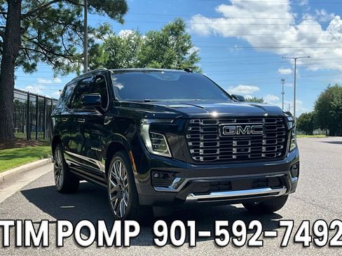 Used 2025 GMC Yukon Denali Ultimate AWD/4WD image 3