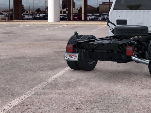Used 2025 Ford F550 4x4 Regular Cab Super Duty image 21