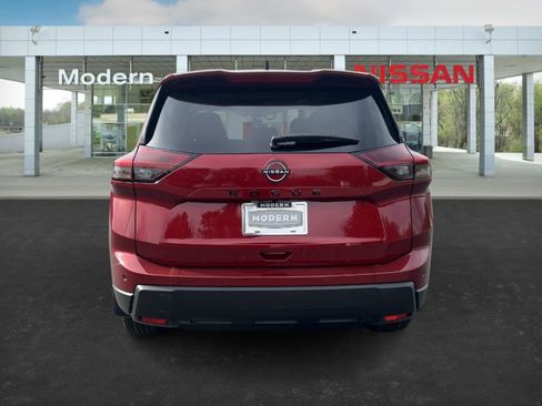 New 2026 Nissan Rogue SV image 4