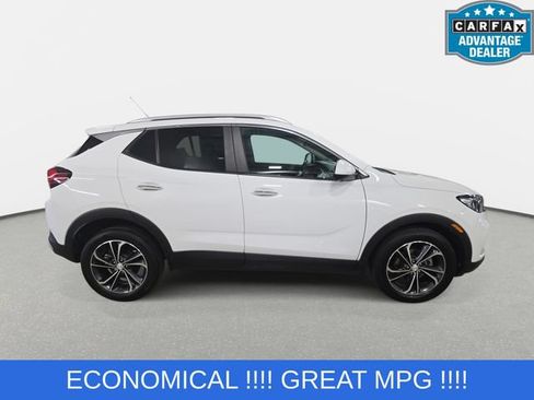 Used 2021 Buick Encore GX Select w/ Advanced Technology Package FWD image 4