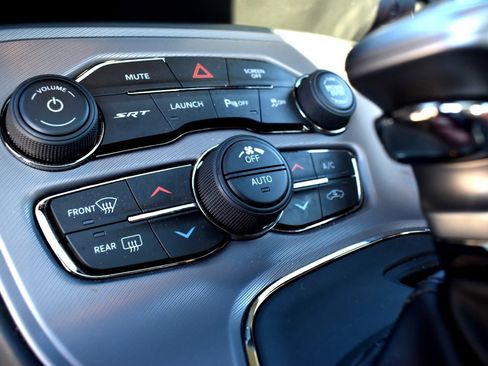Used 2023 Dodge Challenger SRT Hellcat w/ Driver Convenience Group RWD image 27