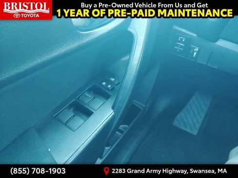 Used 2017 Toyota Corolla LE image 20