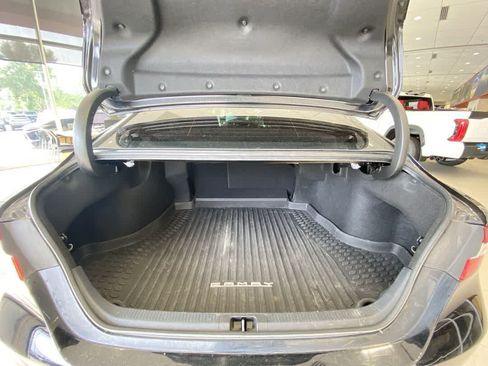Used 2023 Toyota Camry SE AWD/4WD image 25
