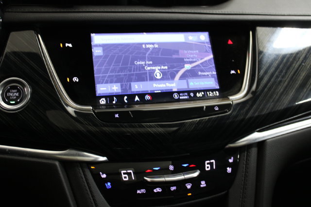 Used 2024 Cadillac XT6 Premium Luxury AWD/4WD image 13