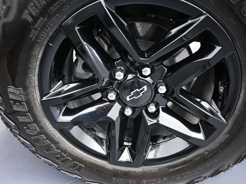 Used 2024 Chevrolet Silverado 1500 Custom Trail Boss image 43