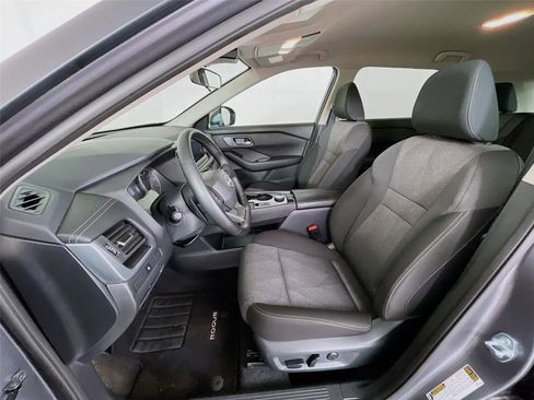 Used 2025 Nissan Rogue SV image 22