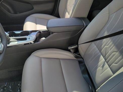 New 2026 Buick Envista Avenir FWD image 22