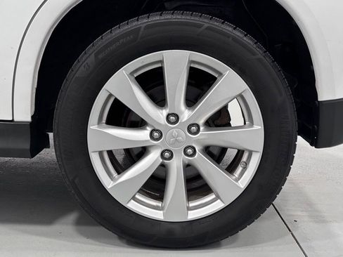 Used 2014 Mitsubishi Outlander Sport ES image 31