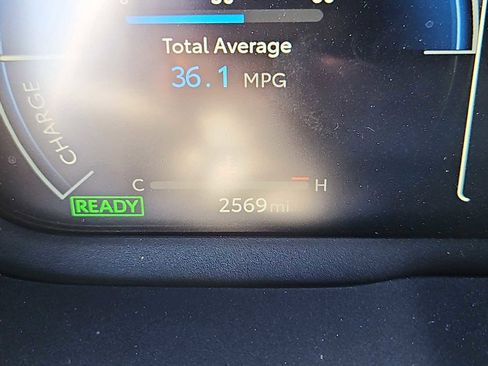 Used 2025 Toyota RAV4 XSE w/ Advanced Technology Package image 12