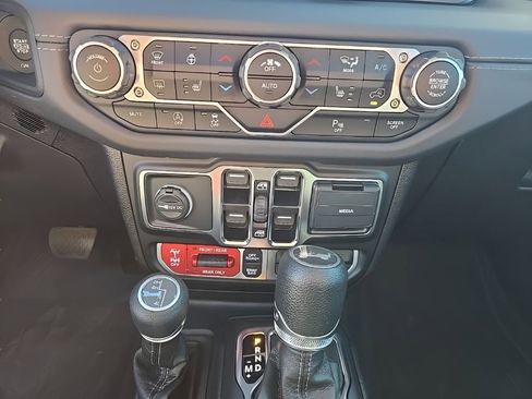 New 2025 Jeep Wrangler Unlimited Rubicon w/ Safety Group image 56