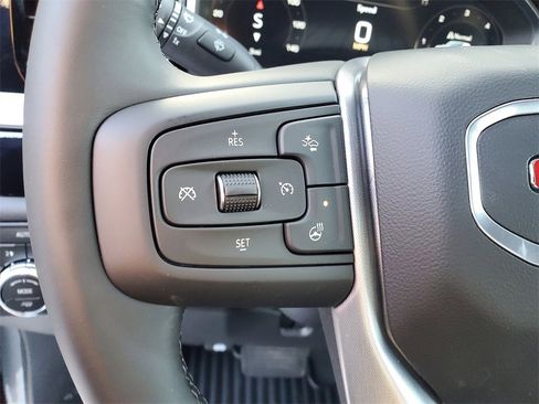 New 2026 GMC Sierra 1500 Elevation image 14