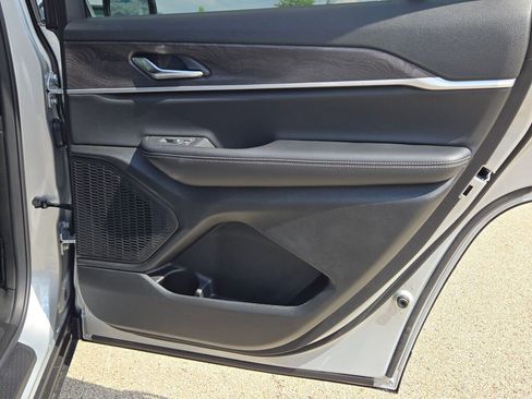 New 2025 Jeep Grand Cherokee L Limited w/ MOPAR Finishing Package image 12