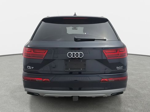 Used 2018 Audi Q7 3.0T Prestige image 4