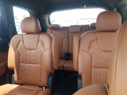 Used 2024 Kia Telluride EX X-Line AWD/4WD image 19