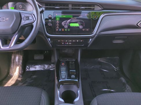 Used 2022 Chevrolet Bolt EUV LT image 11