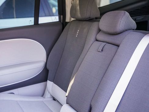 New 2026 Hyundai Ioniq 9 SE image 21