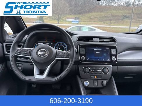 Used 2023 Nissan Leaf S FWD image 12