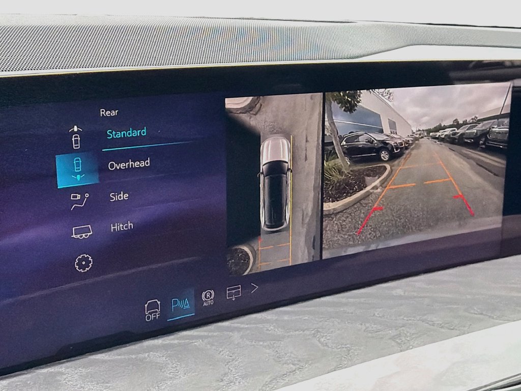 Certified 2026 Cadillac Escalade IQ Sport 2 AWD/4WD image 14