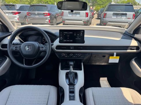 New 2027 Honda HR-V LX image 5