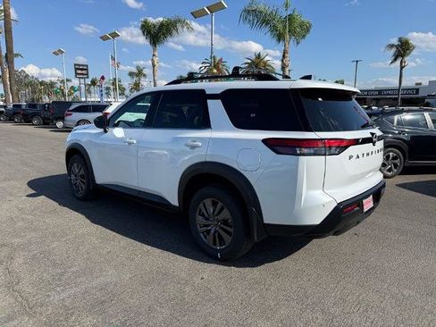 New 2026 Nissan Pathfinder SV AWD/4WD image 4